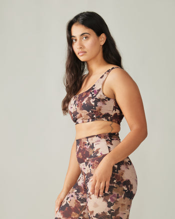 Women wearing the Life's good Sports Bra by Rose Boreal - Floral Dream / Femme qui porte le Soutien-gorge La Vie est belle -  de Rose Boreal - Rêve Fleuri