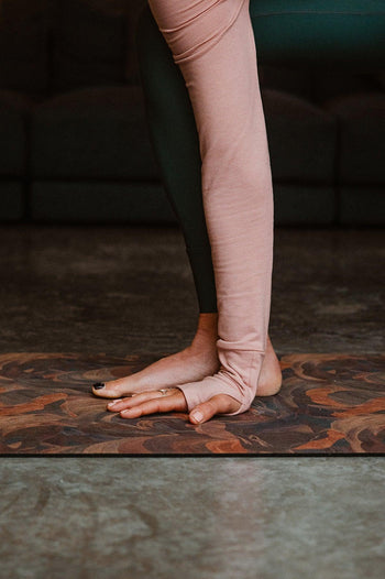 Tapis de yoga par Rose Boreal./ Eco-Friendly Cork Yoga Mat by Rose Boreal. -Canyon / Canyon Over