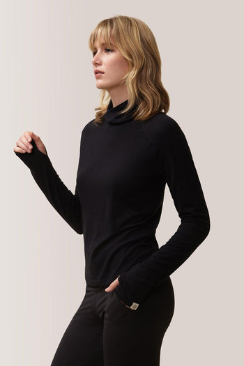 Zenith turtleneck total eclipse black Rose Buddha -Total Eclipse / Éclipse Totale / Total Eclipse Over